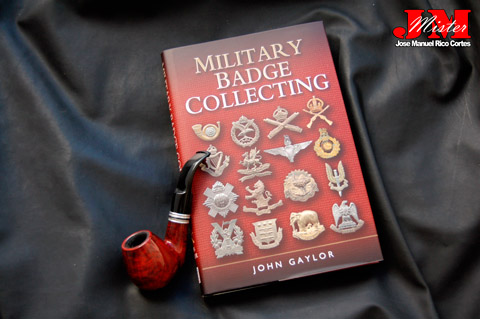 "Military Badge Collecting" (Colección de Insignias Militares)