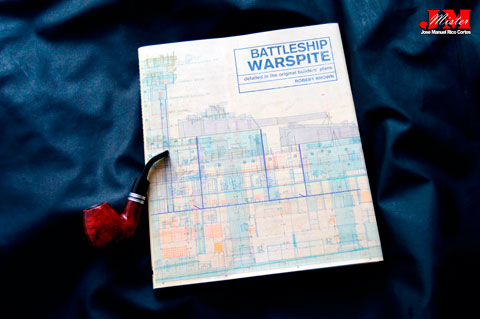 "Battleship Warspite. Detailed in the original builders plans" (Acorazado Warspite. Planos originales detallados de la Construcción)