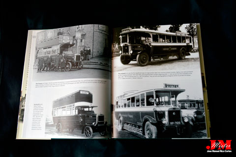  "United Counties Buses. A Fleet History, 1921–2014" (Autobuses de los Condados Unidos. Historia de la flota, 1921-2014)
