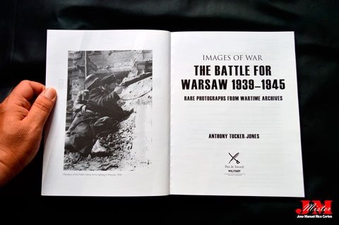 "The Battle for Warsaw, 1939–1945" (La batalla de Varsovia, 1939-1945)
