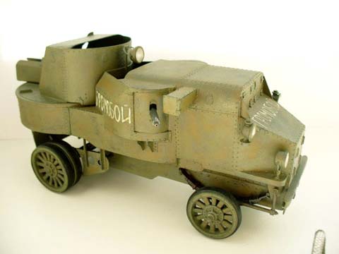 Auto Blindado Modelo "Garford" 1915 - Escala: 1/35