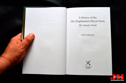 "The Dandy Ninth. A History of the 9th (Highlanders)" (El Noveno Dandy. Historia del Noveno de Highlanders.)