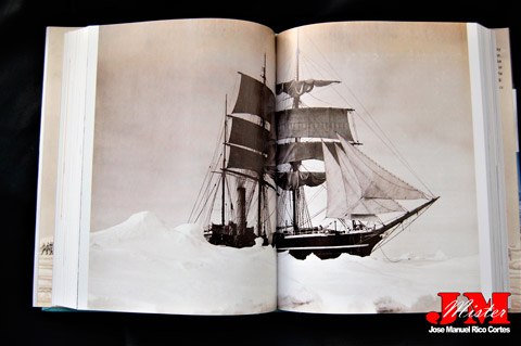  "Ordeal By Ice: Ships of the Antarctic" (Experiencias por el hielo. Barcos de la Antártida)