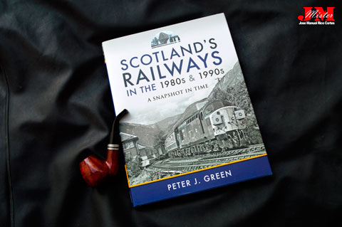 "Scotland Railways in the 1980s and 1990s. A Snapshot in Time" (Ferrocarriles de Escocia en las décadas de 1980 y 1990. Una instantánea en el tiempo)