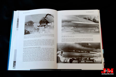 "Tupolev Tu-22 Blinder. Supersonic Bomber, Attack, Maritime Patrol and Electronic Countermeasures Aircraft". (Bombardero supersónico, avión de ataque, patrulla marítima y contramedidas electrónicas.)