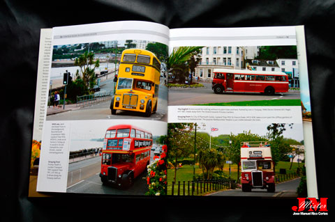 "Vintage Buses in Glorious Devon. A Journey in Colour." (Autobuses antiguos en el glorioso  Devon. Un viaje en color.)