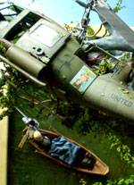 Precioso diorama de un Helicoptero UH-1C Derribado