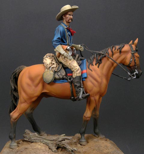 Coronel Custer a Caballo - Escala 90mm.