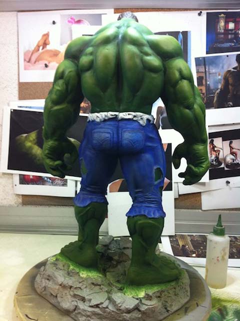  Figura de 19 pulgadas, unos 48 cm. del increible Hulk.
