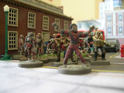 Partida de wargame Zombie Invasion jugada por el grupo Napnuts en Singapur 