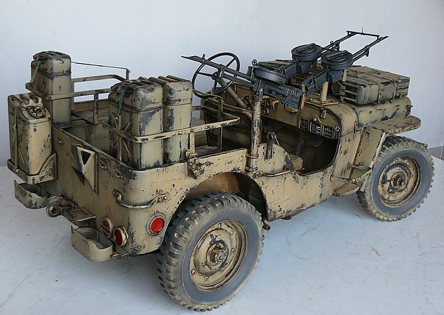 SAS Jeep 4x4 Desert Raider - Escala 1/6