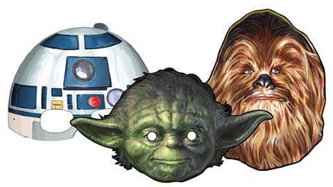 Máscaras de R2-D2, el Maestro Jedai Yoda y Chewbacca, personajes pertenecientes al episodio III
