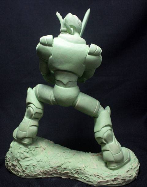 uno de los robots de la famosa saga Mazinger de los dibujos animados, cuyo nombre específico es Mazinkaiser