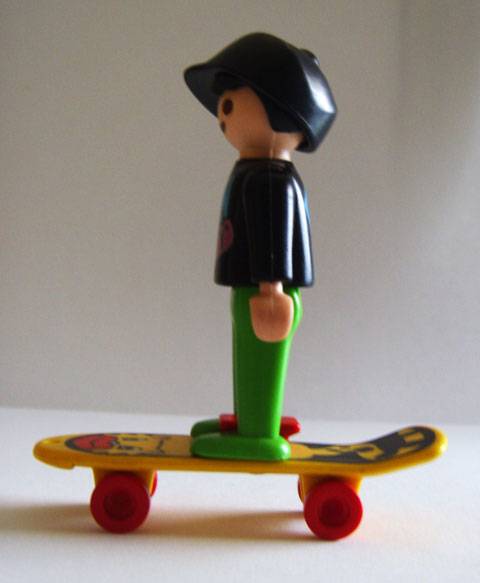 Jovencito Skater de Playmobil.