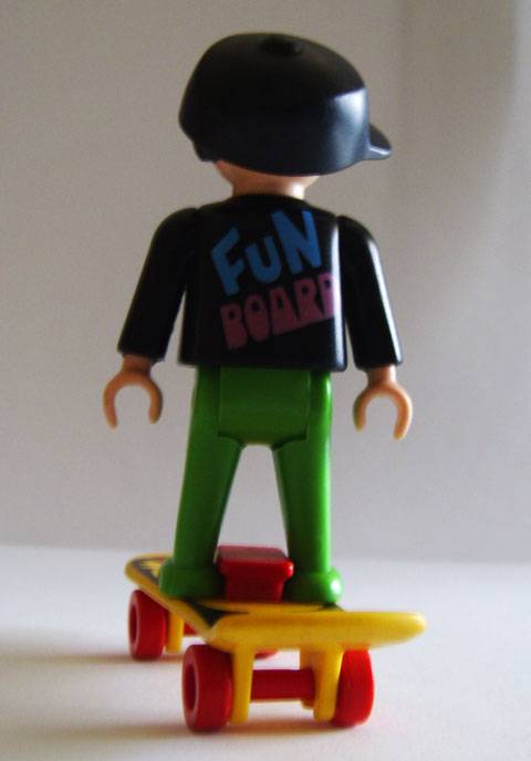 Jovencito Skater de Playmobil.