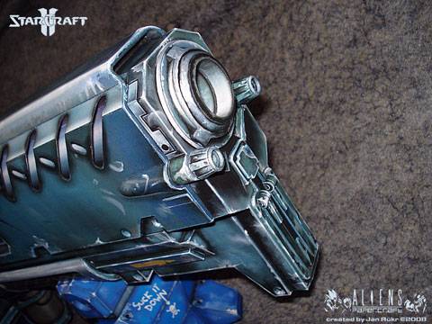 Recortable de Papel del  Arma de Asalto de Starcraft , el Terran Marine Cannon a escala 1/1.
