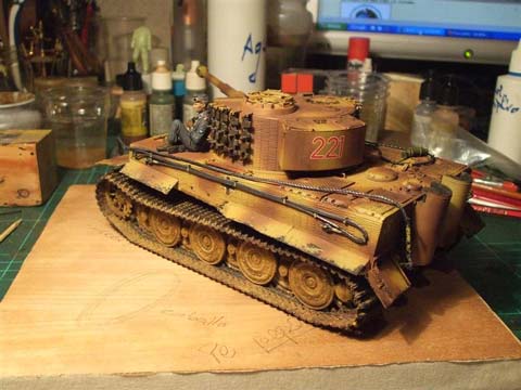 Tiger I  - Escala 1/35 